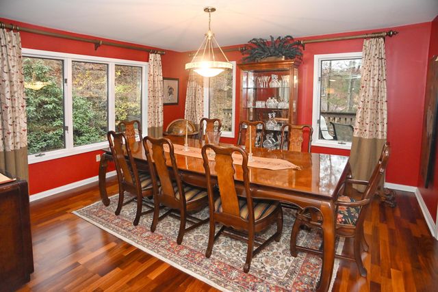 105 S Merrivale Avenue, Beverly Shores, IN 46301