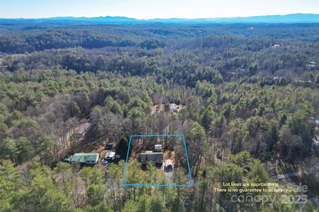 2765 Hollybrook Lane, Morganton, NC 28655