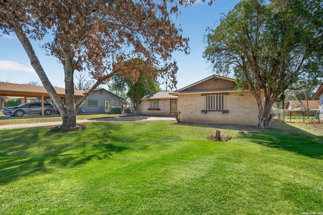 222 Cherrywood, Live Oak, TX 78233