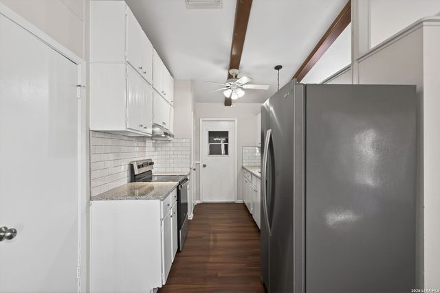 222 Cherrywood, Live Oak, TX 78233