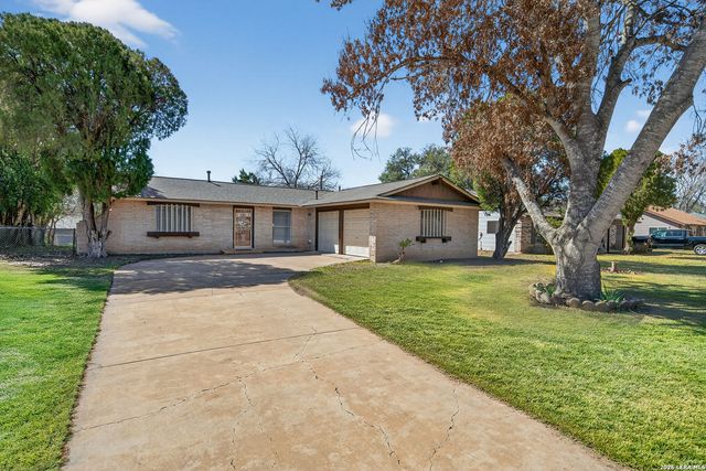 222 Cherrywood, Live Oak, TX 78233