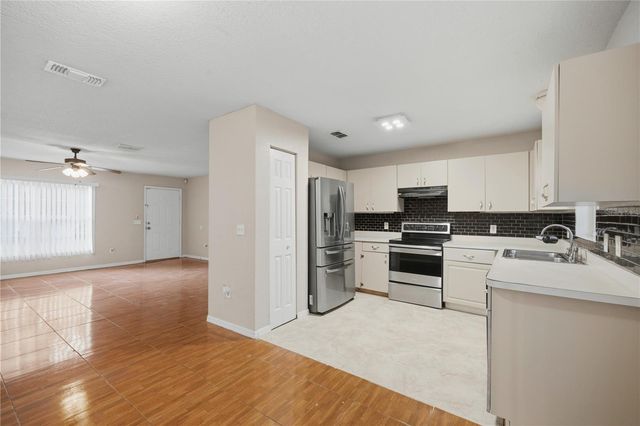 14 CEDAR TREE TERRACE, Ocala, FL 34472