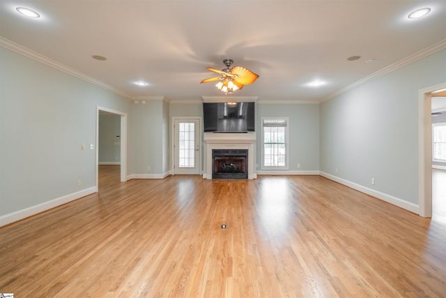 323 Waters Road, Taylors, SC 29687