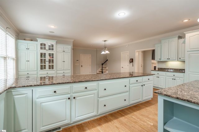 323 Waters Road, Taylors, SC 29687