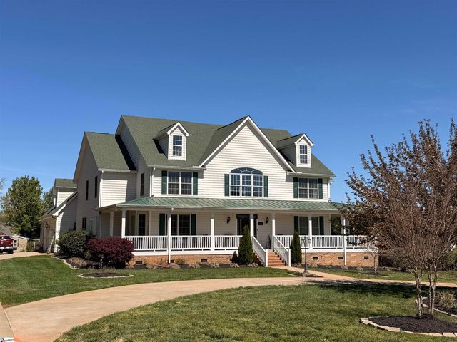 323 Waters Road, Taylors, SC 29687