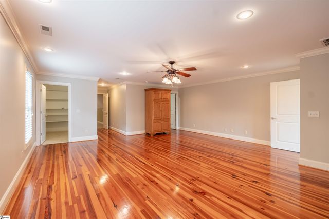 323 Waters Road, Taylors, SC 29687