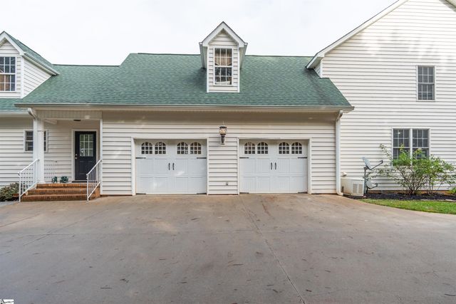 323 Waters Road, Taylors, SC 29687