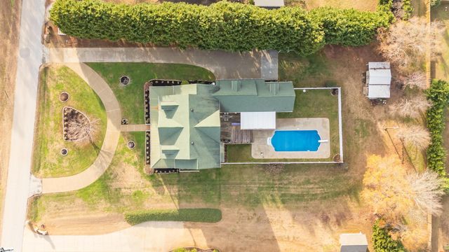 323 Waters Road, Taylors, SC 29687