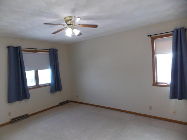 3312 Aurora LANE, Janesville, WI 53548