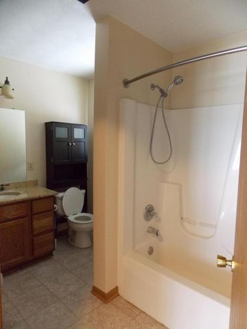 3312 Aurora LANE, Janesville, WI 53548