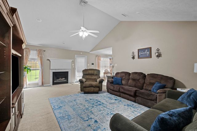 49 Park Ridge Drive, Maumelle, AR 72113