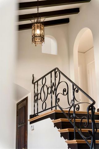 611 Hillcrest Boulevard, Millbrae, CA 94030