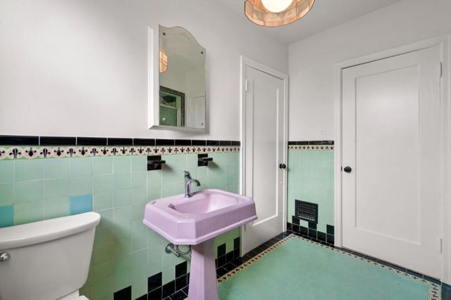 611 Hillcrest Boulevard, Millbrae, CA 94030