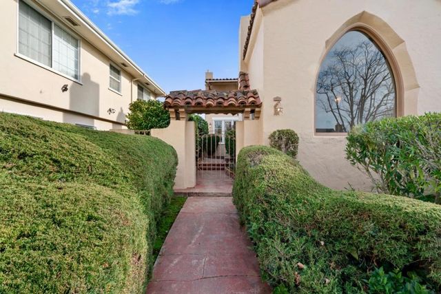 611 Hillcrest Boulevard, Millbrae, CA 94030