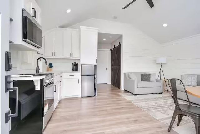 5324 Avenue L, Galveston, TX 77551