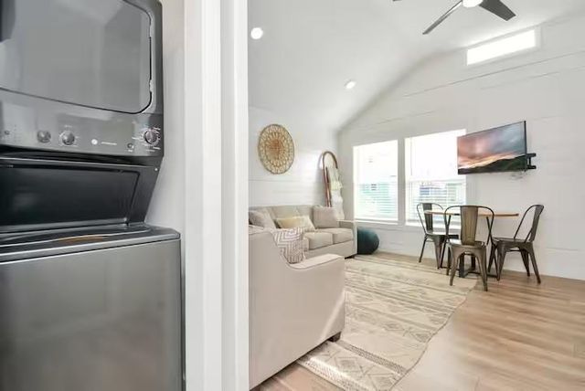 5324 Avenue L, Galveston, TX 77551