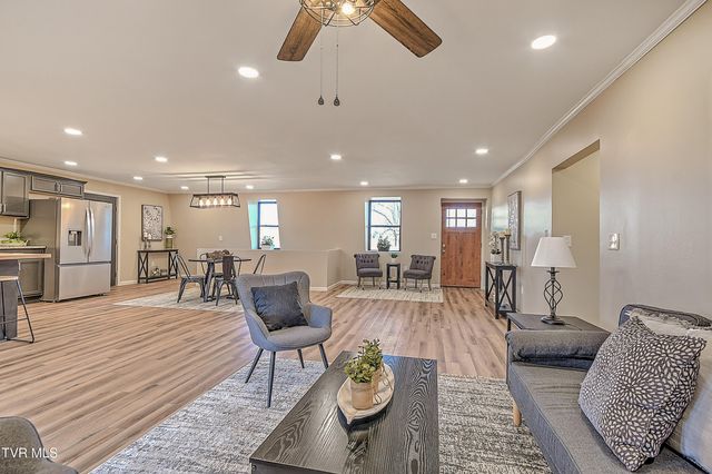 443 Henson Road, Bristol, TN 37620