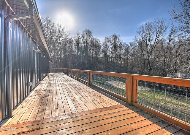 443 Henson Road, Bristol, TN 37620