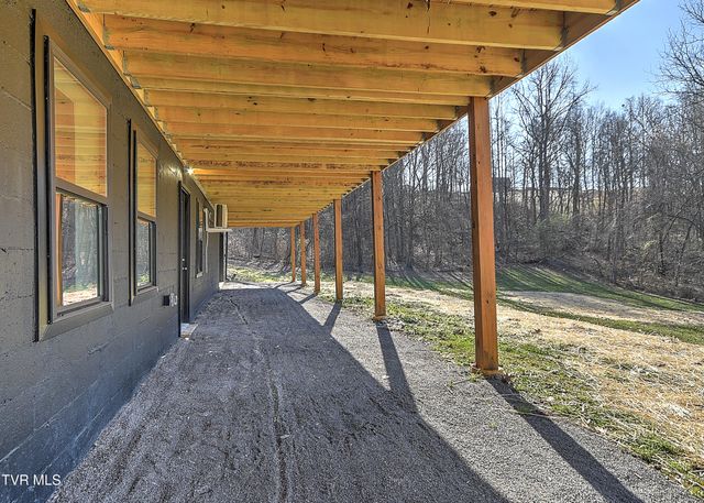 443 Henson Road, Bristol, TN 37620