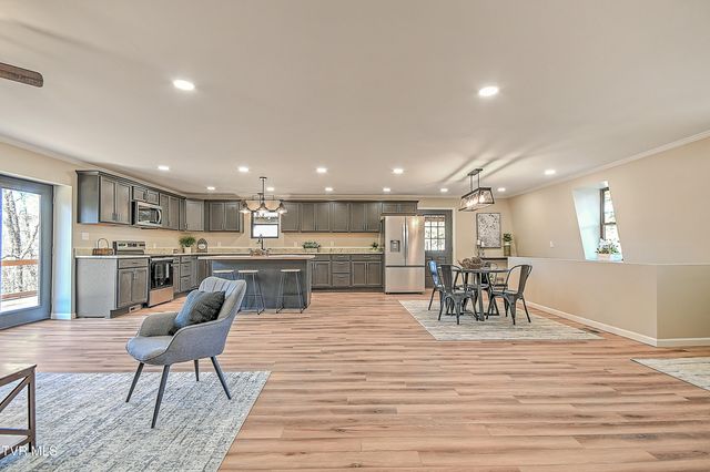 443 Henson Road, Bristol, TN 37620