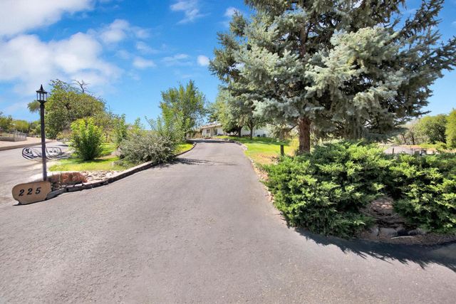 225 Sunset Hills, Grand Junction, CO 81503