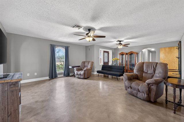 4506 Old Marlin Road Road, Waco, TX 76705