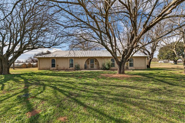 4506 Old Marlin Road Road, Waco, TX 76705