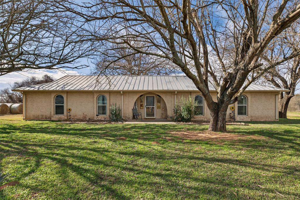 4506 Old Marlin Road Road, Waco, TX 76705
