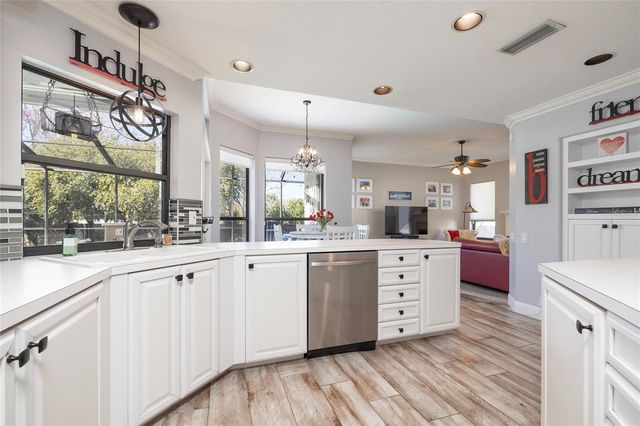 1566 HUNTLEIGH COURT, Oldsmar, FL 34677