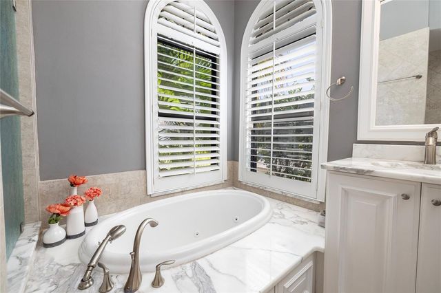 1566 HUNTLEIGH COURT, Oldsmar, FL 34677