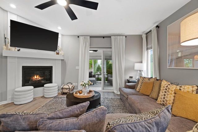 441 Tindalls Nest, Twin Lakes, WI 53181