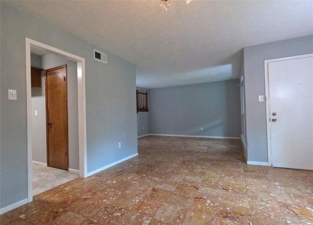 11712 S Kirkwood Road, Houston, TX 77477
