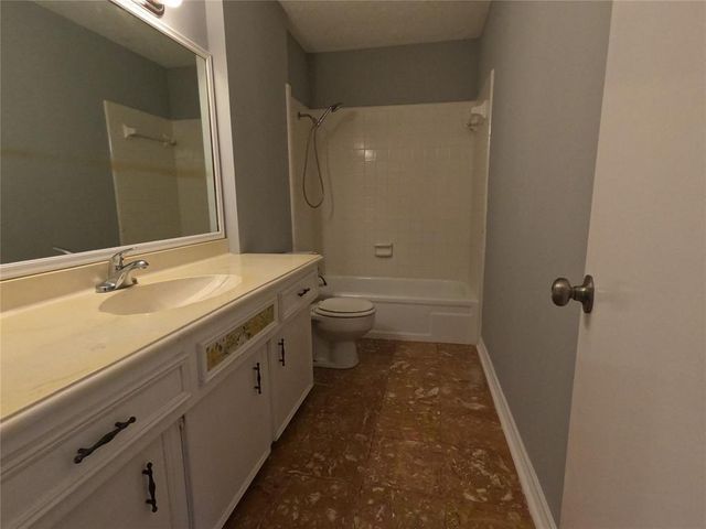 11712 S Kirkwood Road, Houston, TX 77477
