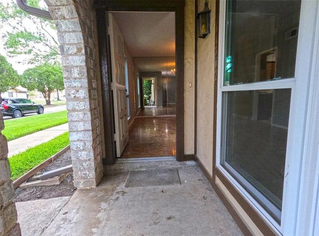 11712 S Kirkwood Road, Houston, TX 77477