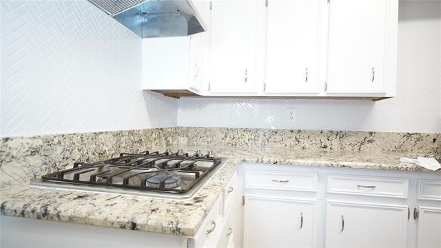 11712 S Kirkwood Road, Houston, TX 77477