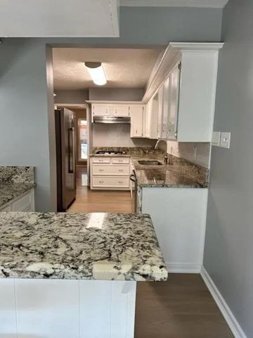 11712 S Kirkwood Road, Houston, TX 77477