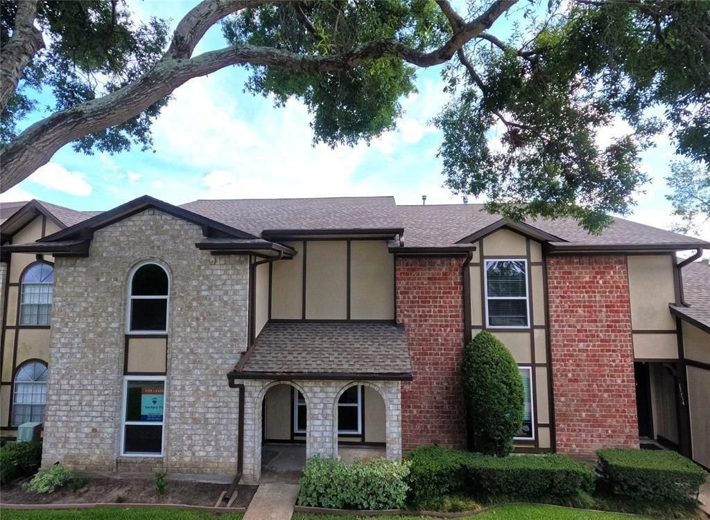 11712 S Kirkwood Road, Houston, TX 77477