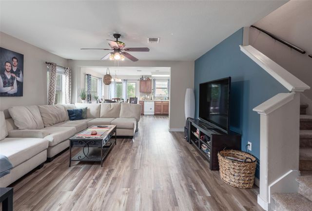 5307 Viewpoint DR, Austin, TX 78744