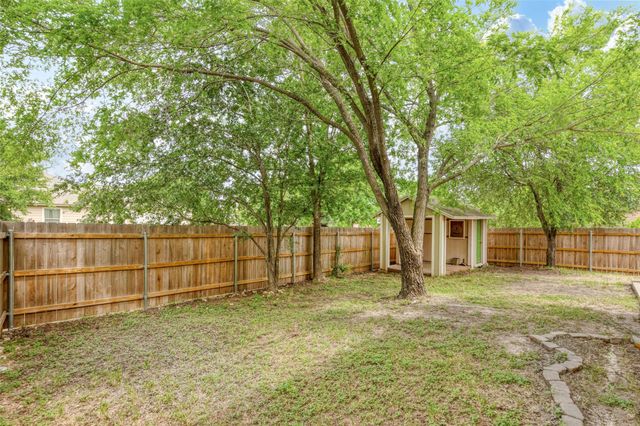 5307 Viewpoint DR, Austin, TX 78744