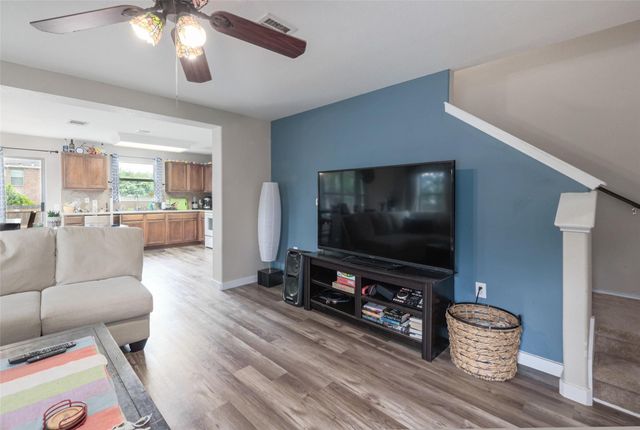 5307 Viewpoint DR, Austin, TX 78744