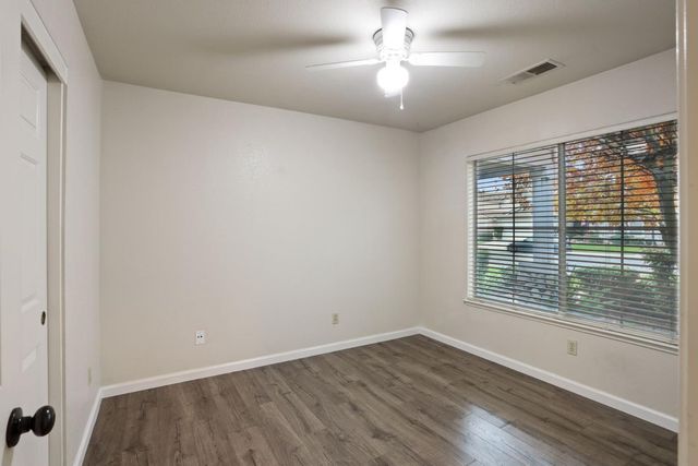 3716 Des Moines Dr, Stockton, CA 95209