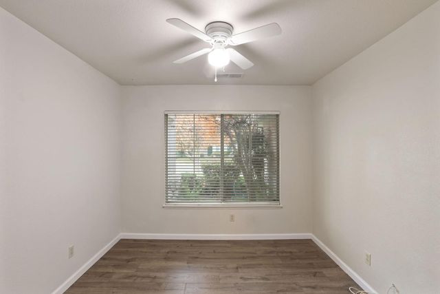 3716 Des Moines Dr, Stockton, CA 95209