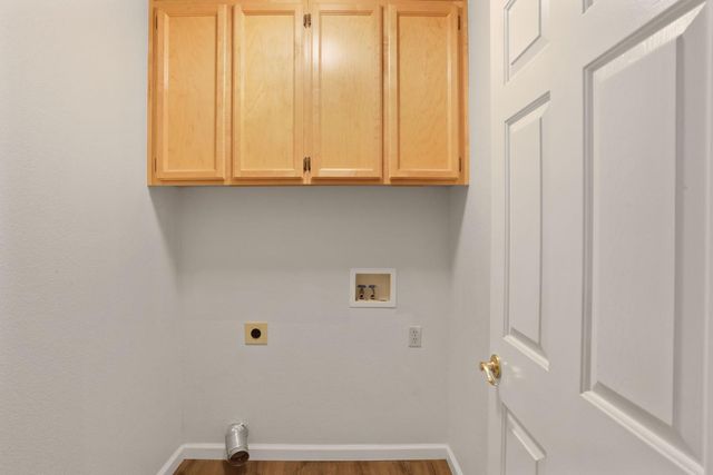 3716 Des Moines Dr, Stockton, CA 95209