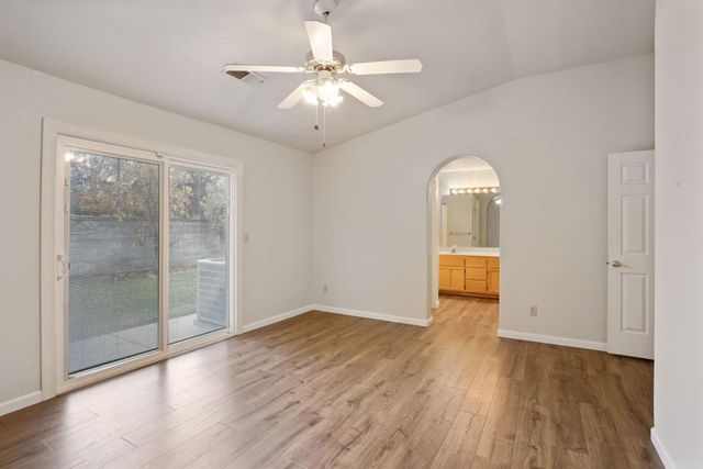 3716 Des Moines Dr, Stockton, CA 95209