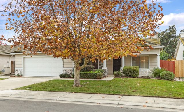 3716 Des Moines Dr, Stockton, CA 95209