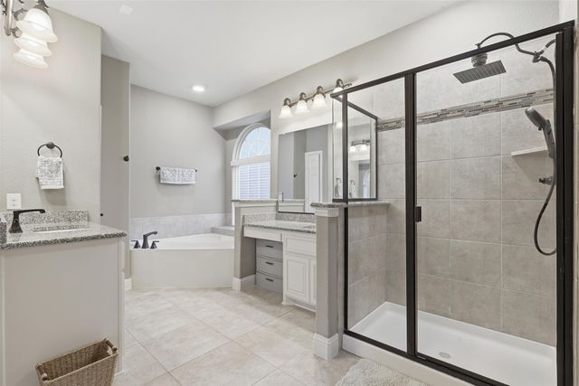 2939 Arenoso, Grand Prairie, TX 75054