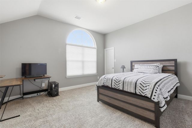 2939 Arenoso, Grand Prairie, TX 75054