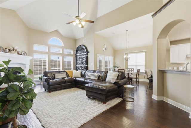 2939 Arenoso, Grand Prairie, TX 75054