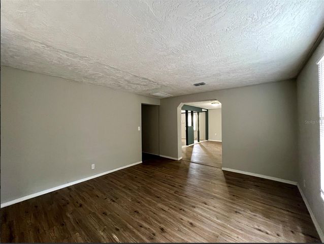 2003 10TH STREET S, St Petersburg, FL 33705