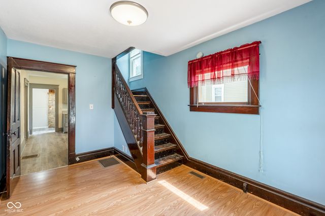 624 N Pine Street, Seymour, IN 47274
